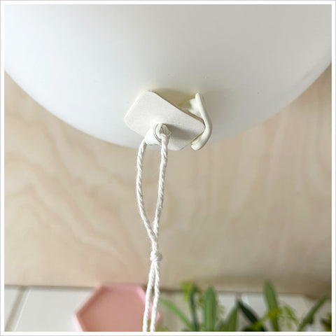 50 Recyclable Card Balloon Seals with String - Angel & Dove